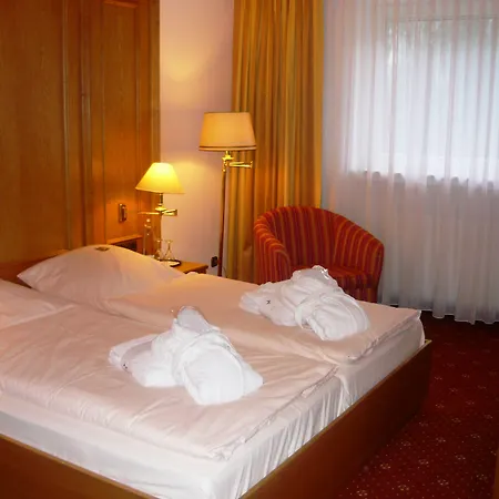 Burghotel 4*