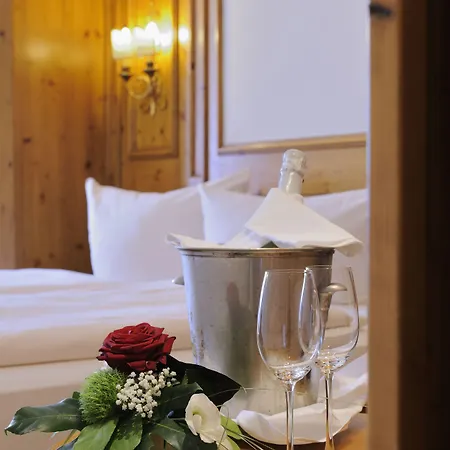 Burghotel 딩클리지