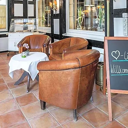 Burghotel 4*
