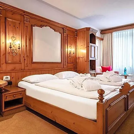 Burghotel 4*