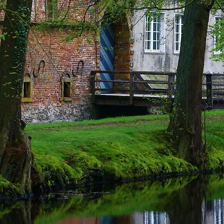 Burghotel Hotel 4*
