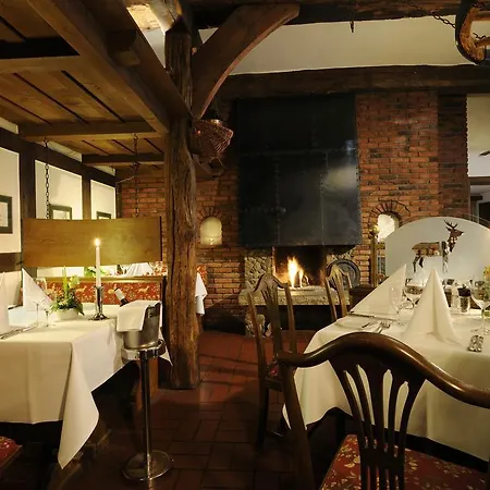 Burghotel فندق